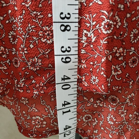 Max Studio Short Sleeve Floral Crepe Midi Dress - Picture 14 of 16